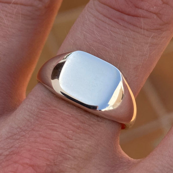 Quadratischer Siegelring aus 925er Sterlingsilber